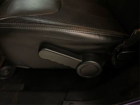 Used 2016 Jeep Wrangler Unlimited Sahara image 22