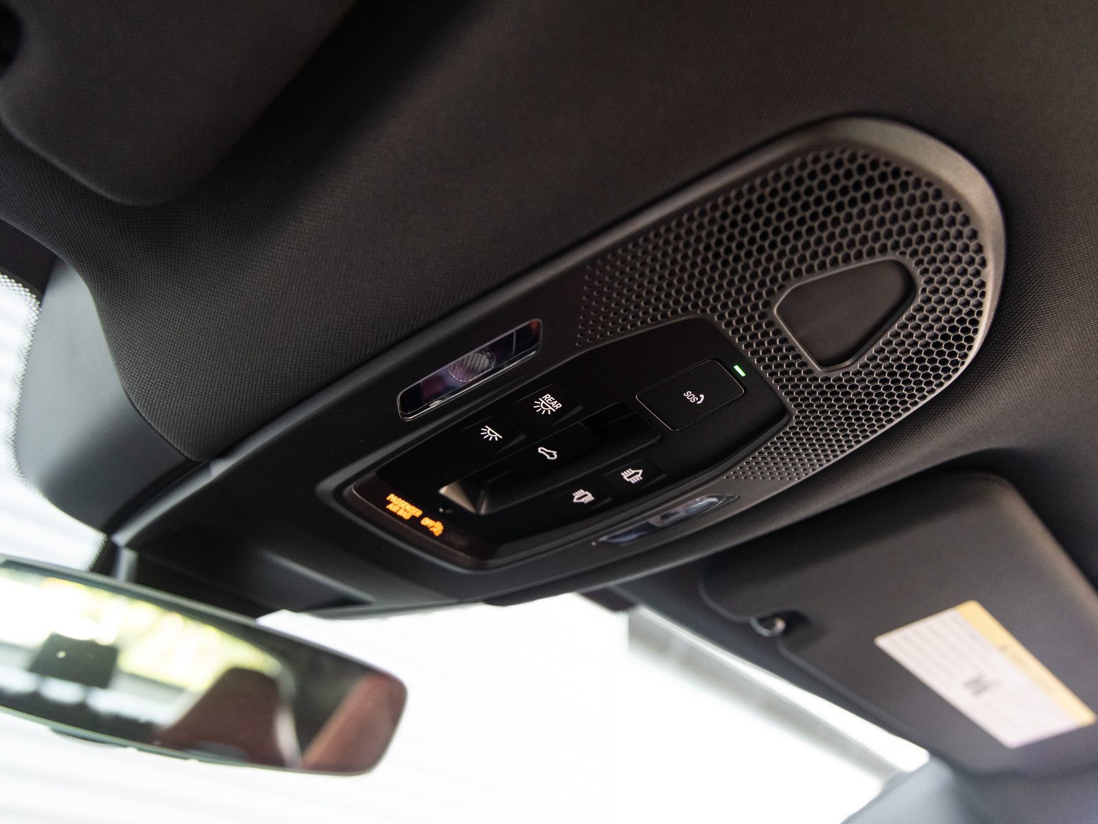 Certified 2025 Porsche Panamera RWD image 18