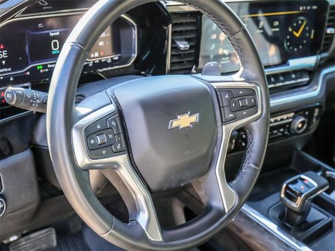 Used 2023 Chevrolet Silverado 1500 LTZ image 27