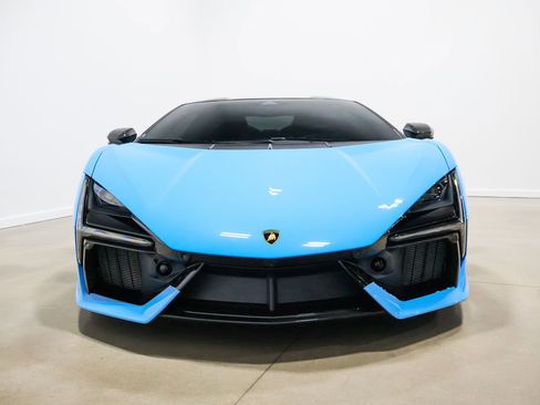 Used 2025 Lamborghini Revuelto AWD/4WD image 18