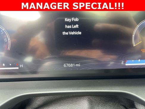 Used 2023 Jeep Grand Cherokee Overland w/ Luxury Tech Group IV image 24