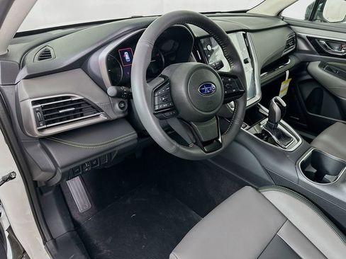Used 2025 Subaru Outback Onyx Edition AWD/4WD image 13