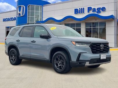 Certified 2025 Honda Pilot TrailSport