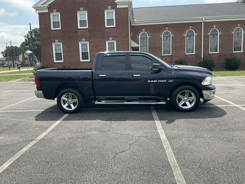 Used 2012 RAM 1500 Big Horn w/ Luxury Group RWD image 4