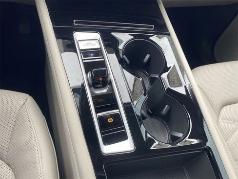 New 2026 Volkswagen Atlas SE image 26