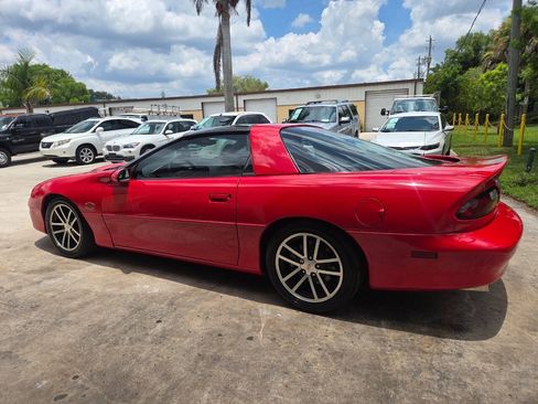 Used 2002 Chevrolet Camaro Z28 w/ SS Performance/Appearance Pkg RWD image 5