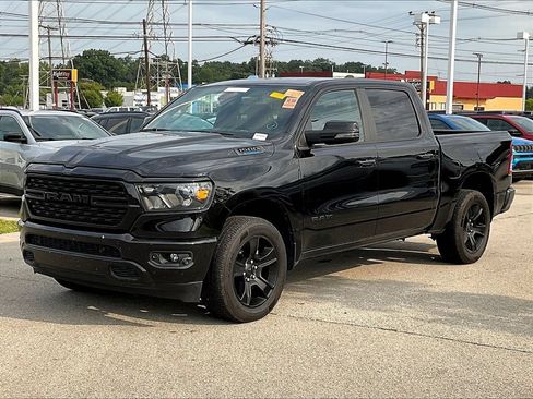 Used 2024 RAM 1500 Big Horn AWD/4WD image 2
