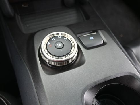 Used 2020 Ford Mustang Shelby GT500 w/ Technology Package image 31