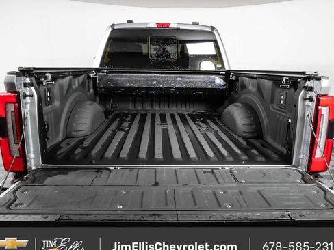 Used 2024 Ford F350 Platinum w/ Tremor Off-Road Package AWD/4WD image 31