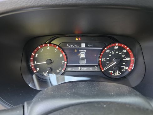 Used 2024 Nissan Frontier PRO-4X w/ Pro Premium Package image 14