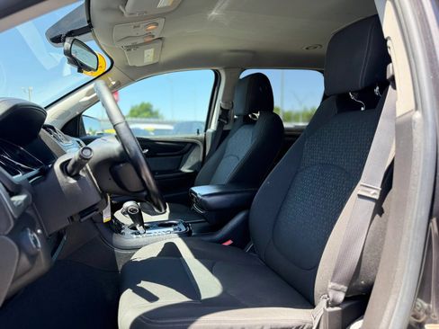 Used 2016 GMC Acadia SLE FWD image 14