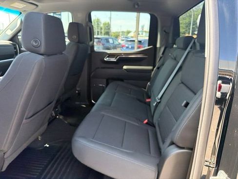 Used 2024 GMC Sierra 1500 Elevation AWD/4WD image 9