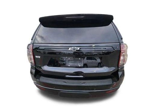 Used 2023 Chevrolet Suburban Z71 w/ Luxury Package image 9