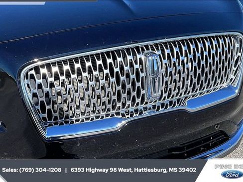 Used 2022 Lincoln Nautilus Black Label w/ Class II Trailer Tow Package image 21