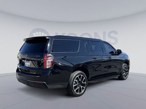 Used 2022 Chevrolet Suburban RST w/ Luxury Package image 7