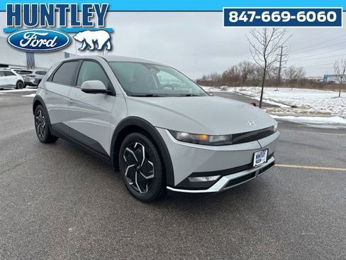 Used 2023 Hyundai Ioniq 5 SEL image 4