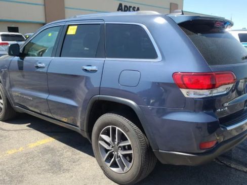 Used 2020 Jeep Grand Cherokee Limited AWD/4WD image 2