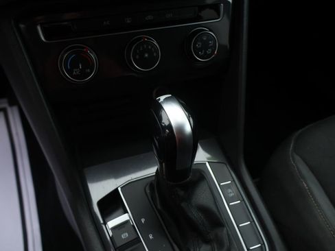Used 2021 Volkswagen Tiguan S FWD image 34