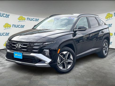 Certified 2025 Hyundai Tucson SEL image 6