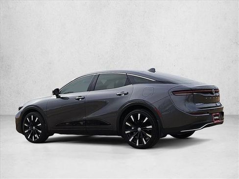 Used 2024 Toyota Crown Platinum image 8