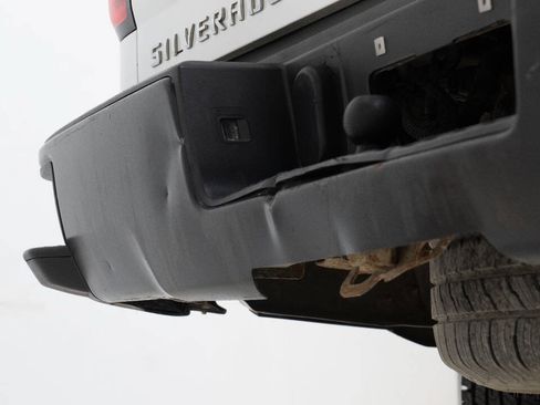 Used 2018 Chevrolet Silverado 1500 W/T RWD image 19
