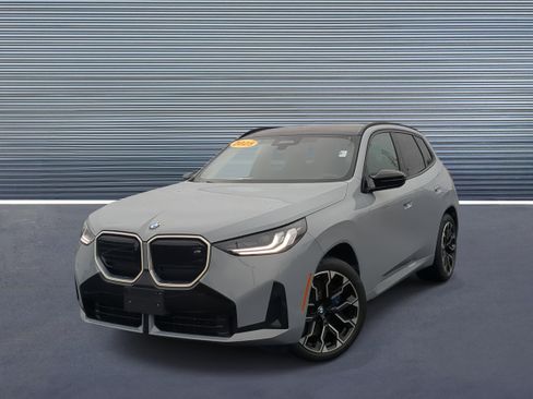 Used 2025 BMW X3 M50 w/ Premium Package image 1