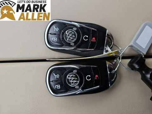 Used 2017 Buick Envision Preferred FWD image 34