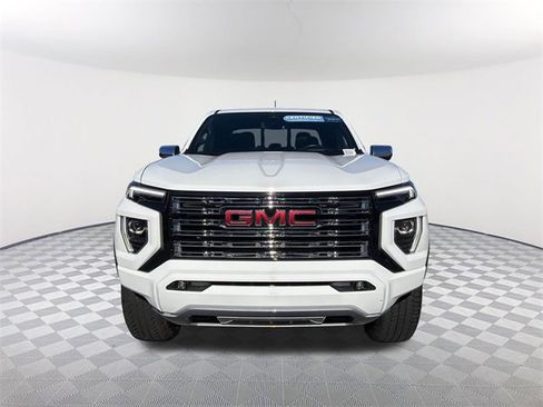 Certified 2024 GMC Canyon Denali image 2