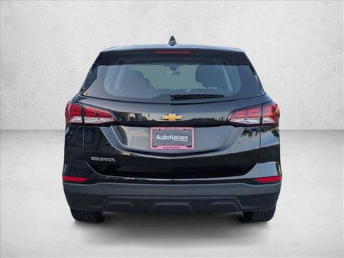 Used 2022 Chevrolet Equinox LS FWD image 7