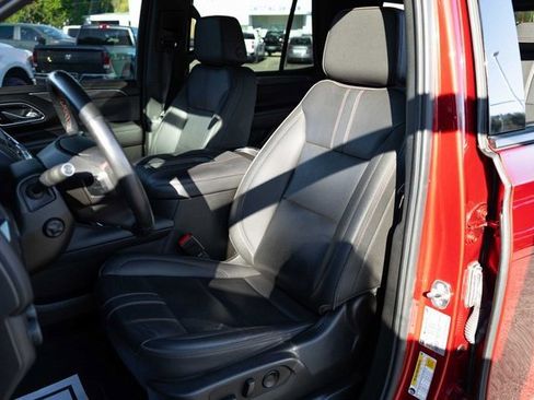 Used 2022 Chevrolet Tahoe RST w/ Luxury Package image 12