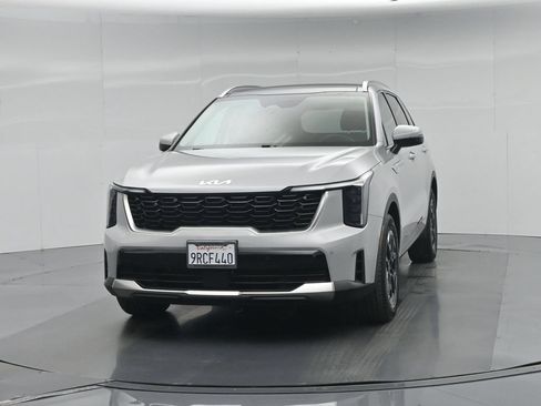 Used 2025 Kia Sorento S w/ Panoramic Sunroof Package FWD image 61