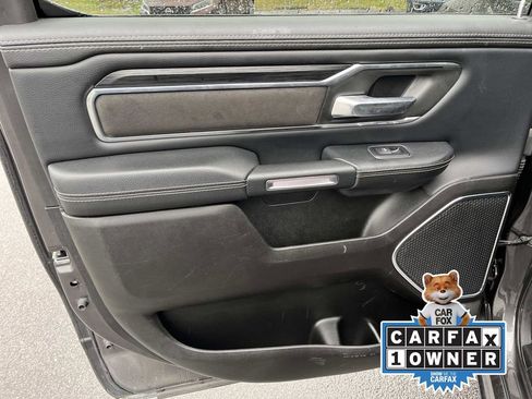 Used 2024 RAM 1500 Laramie image 15