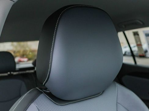 New 2026 Volkswagen Tiguan SE image 41