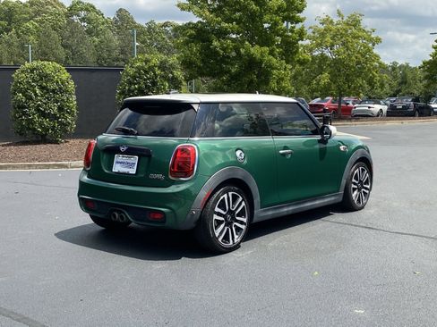 Used 2021 MINI Cooper S FWD image 3