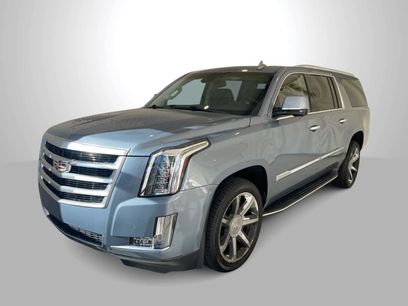 Used 2016 Cadillac Escalade ESV Luxury