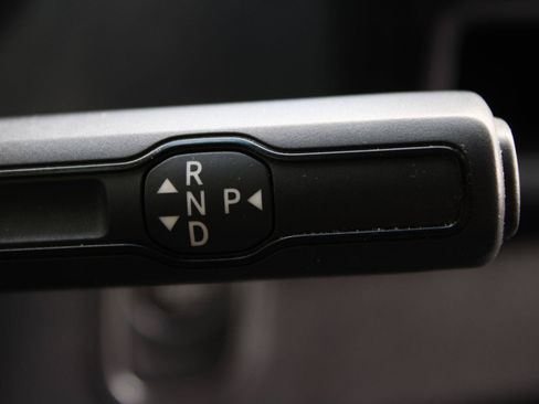 Used 2025 Mercedes-Benz Sprinter 2500 image 17