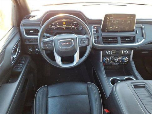 Used 2024 GMC Yukon SLT image 9
