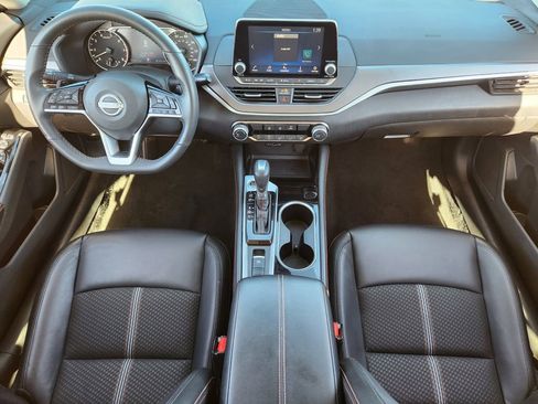 Used 2025 Nissan Altima 2.5 SR image 29