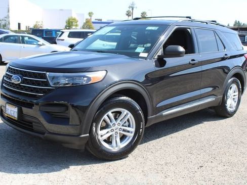 Used 2020 Ford Explorer XLT RWD image 12