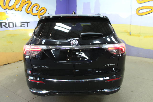 Used 2022 Buick Enclave Avenir w/ Avenir Technology Package AWD/4WD image 7