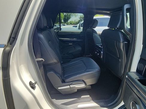 Used 2023 Ford Expedition Max Platinum AWD/4WD image 27