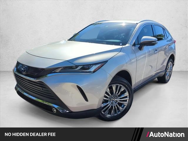 Used 2022 Toyota Venza XLE AWD/4WD image 1