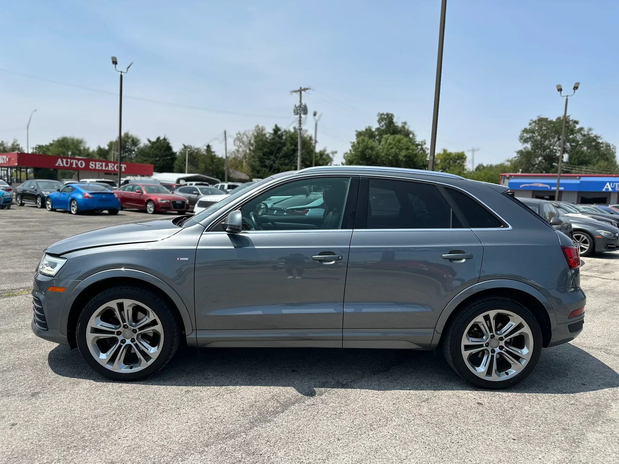Used 2016 Audi Q3 2.0T Prestige w/ Prestige Package AWD/4WD image 9