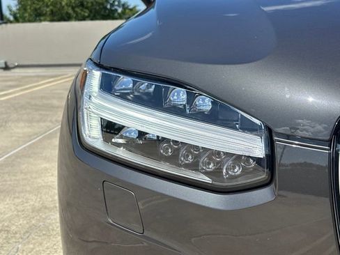 Certified 2023 Volvo XC90 B6 Ultimate AWD/4WD image 12