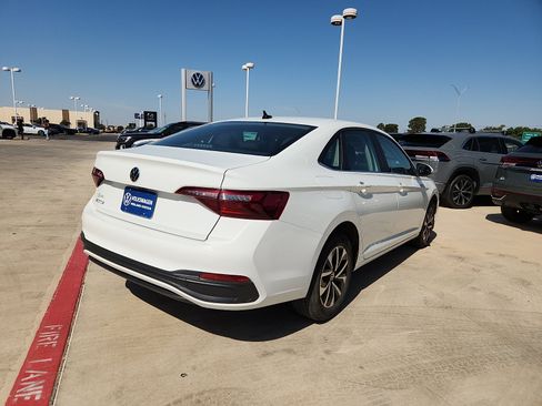 Used 2024 Volkswagen Jetta S FWD image 7