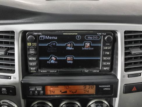 Used 2006 Toyota 4Runner Limited image 30