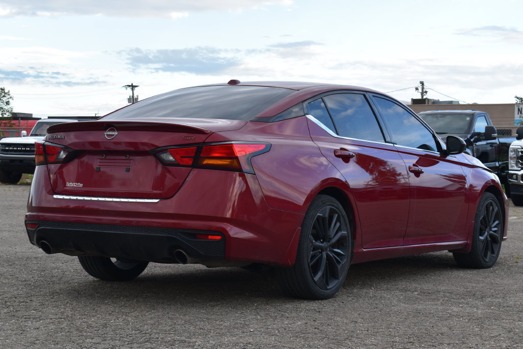 Used 2023 Nissan Altima 2.5 SR FWD image 5