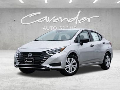 New 2025 Nissan Versa S w/ Trunk Package