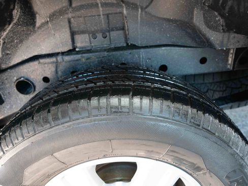 Used 2019 Ford Ranger XLT w/ FX4 Off-Road Package image 29