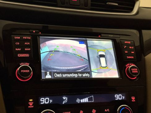 Used 2016 Nissan Rogue SL w/ SL Premium Package image 34